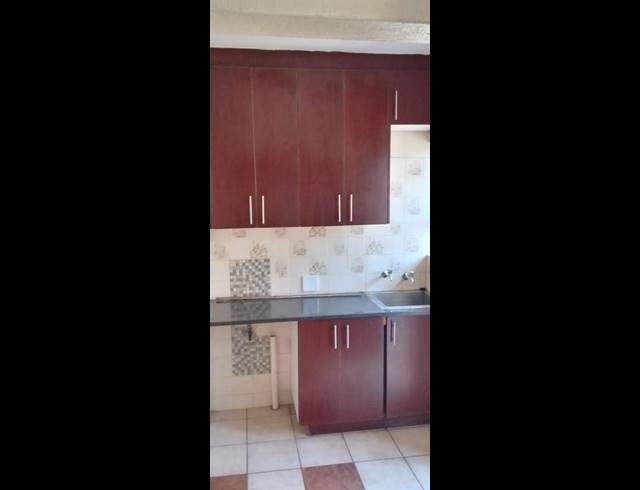 4 BEDROOM PROPERTY TO RENT IN BIRCH ACRES